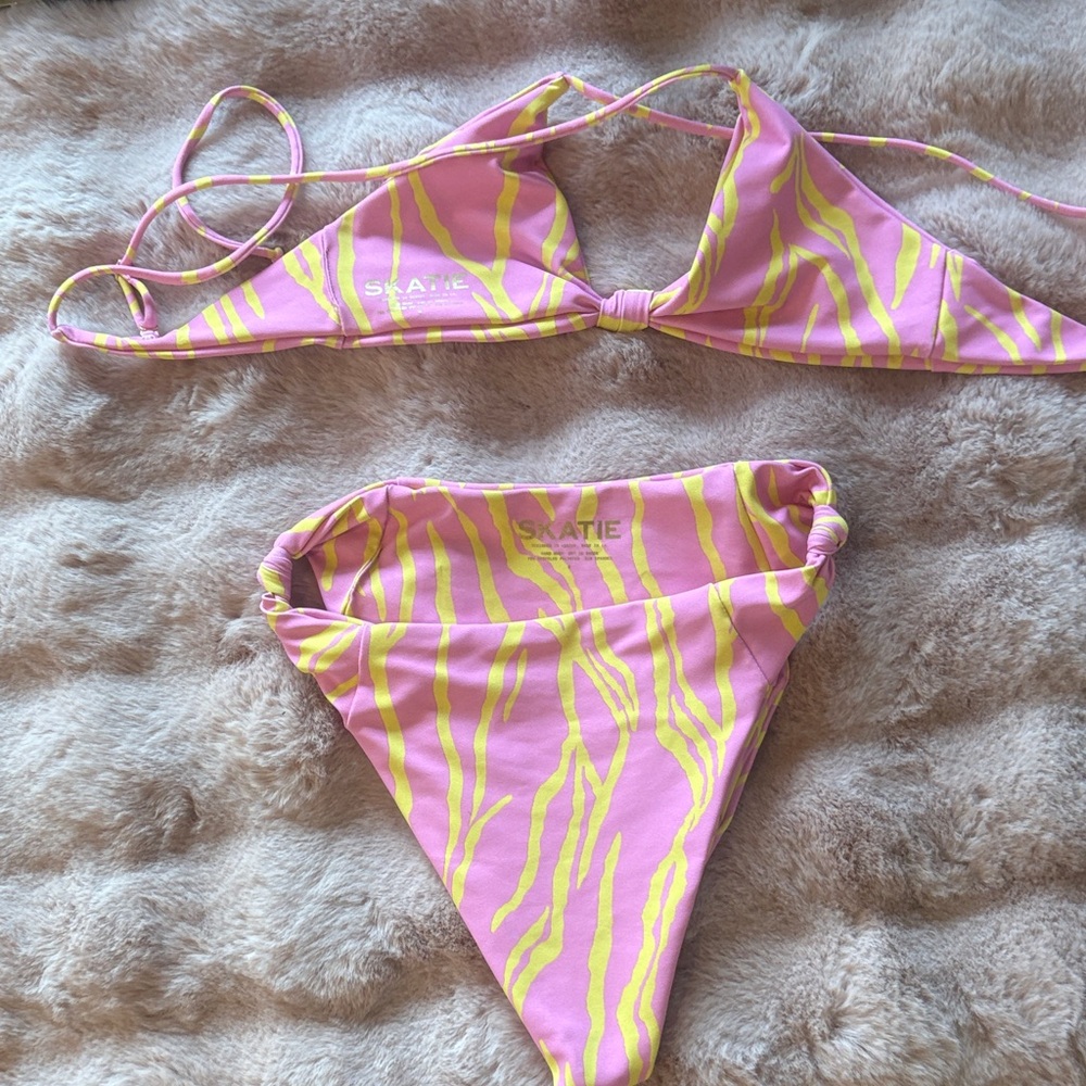 Skatie Salty Bottom S Sarah Top S